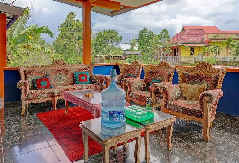 בית מלון כפרי Anaqi Homestay Syariah By Oyo