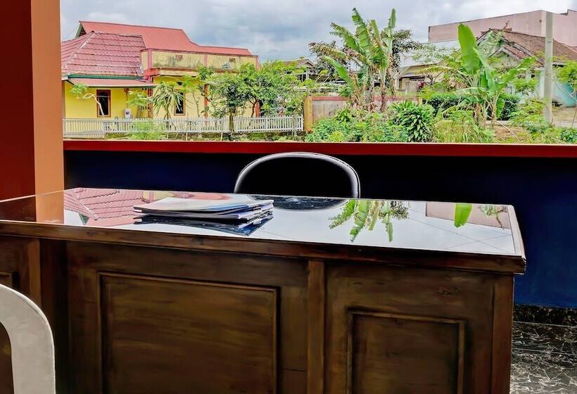 בית מלון כפרי Anaqi Homestay Syariah By Oyo