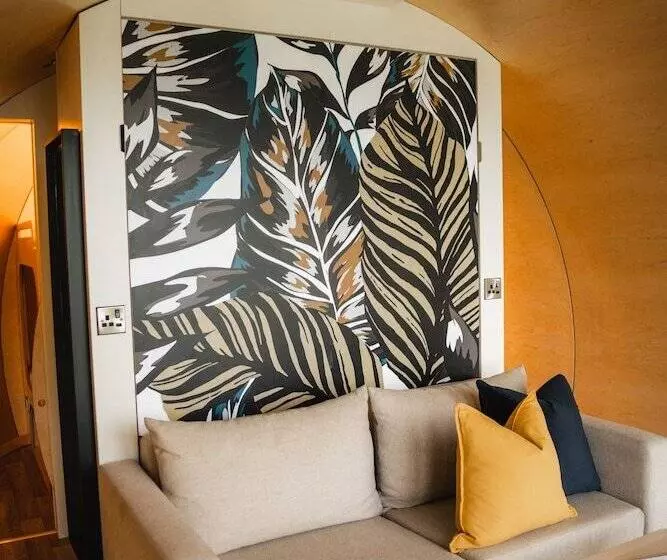 Hotelli Black Knowe, Luxury Glamping Pods, Ballycastle