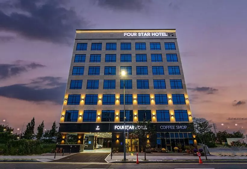 هتل Four Star