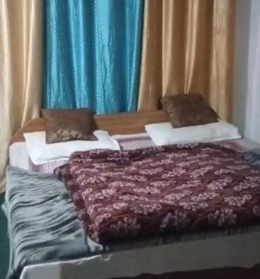 ホテル Fiza Guest House, Pahalgam