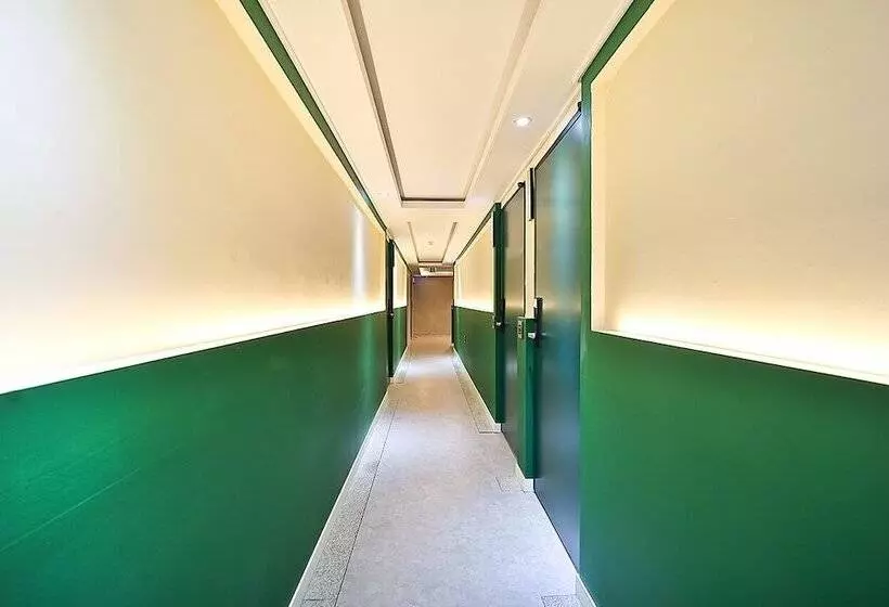 ホテル Namooneulbo Gimhae Ubang