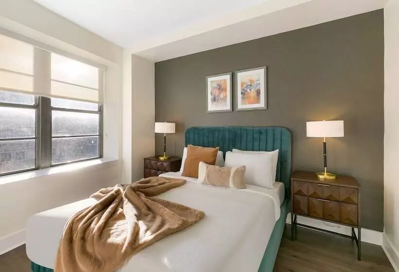 Charming 4br Condo Steps Away From French Quarter Delights!