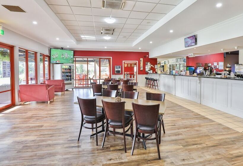 Мотель Robinvale Golf Club Resort