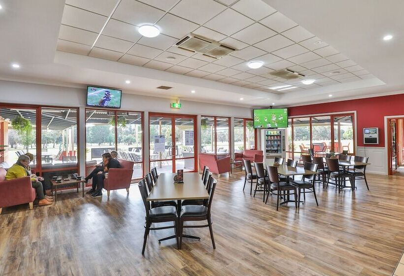 Мотель Robinvale Golf Club Resort