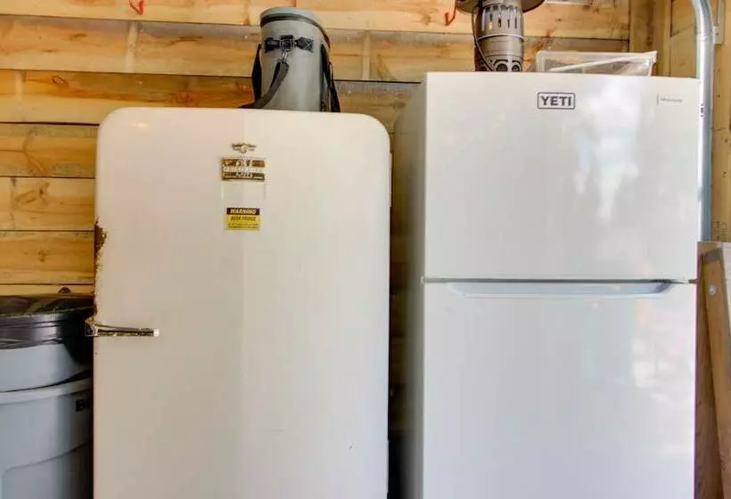 Nevis Cabin Escape W/ Private Hot Tub!