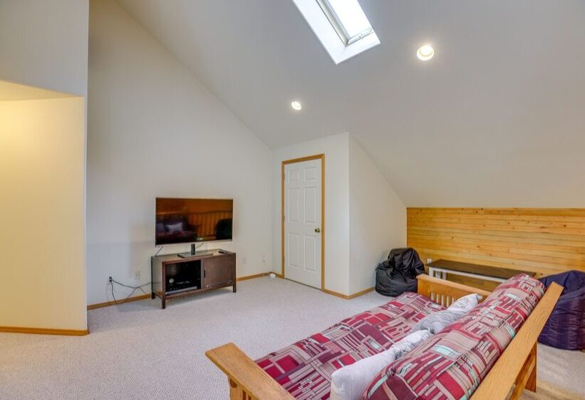 Oregon Retreat ~ 2 Mi From Lapine State Park