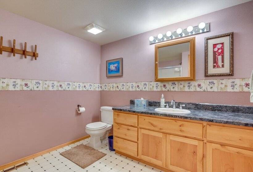 Oregon Retreat ~ 2 Mi From Lapine State Park