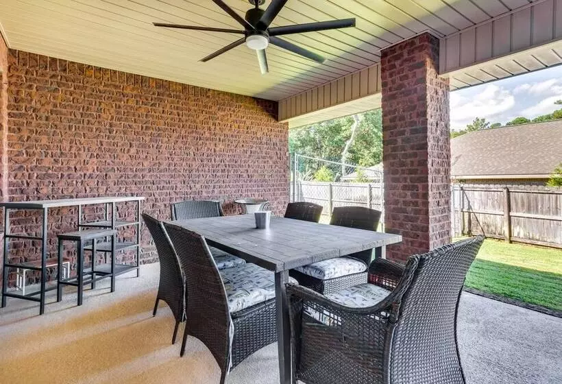 Pensacola Home W/ Private Lanai, 9 Mi To Downtown!