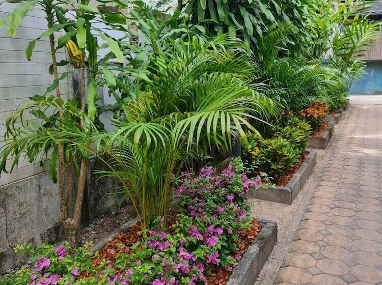 Pansiyon Momento Bangtao Beach