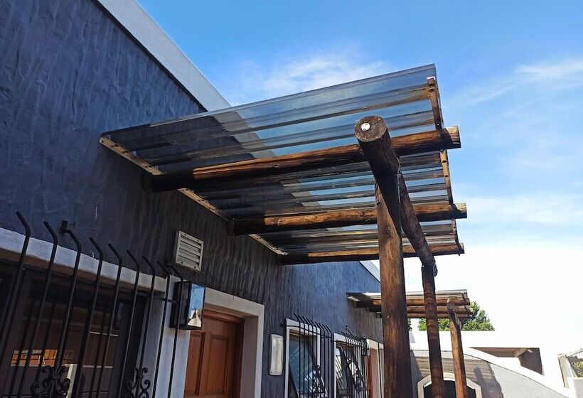 بنسيون Panorama Indlu