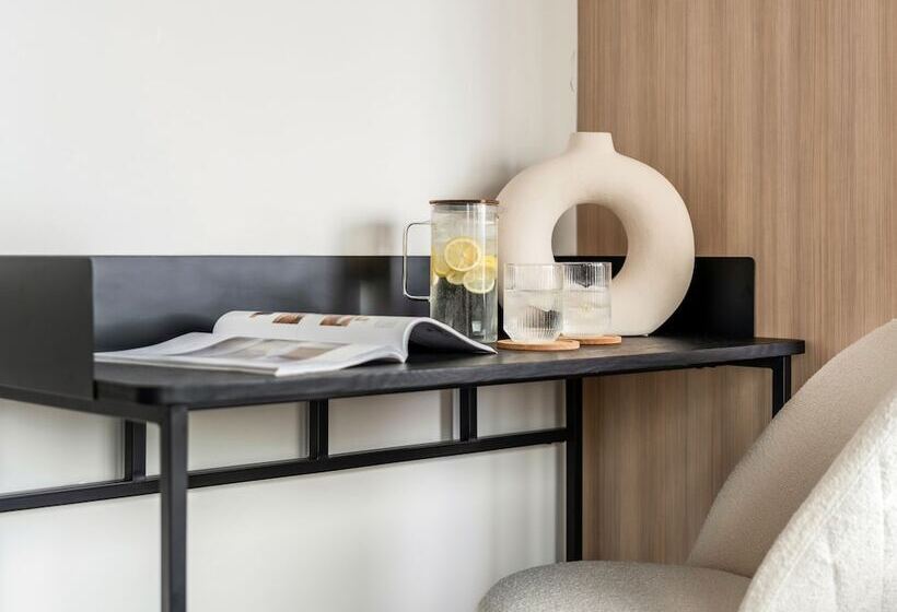 膳宿费 Sanders Port Chicly Studio With Roof Top Terrace