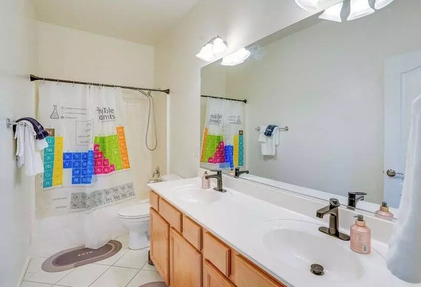 Pet Friendly Surprise Home W/ Yard & Grill Area