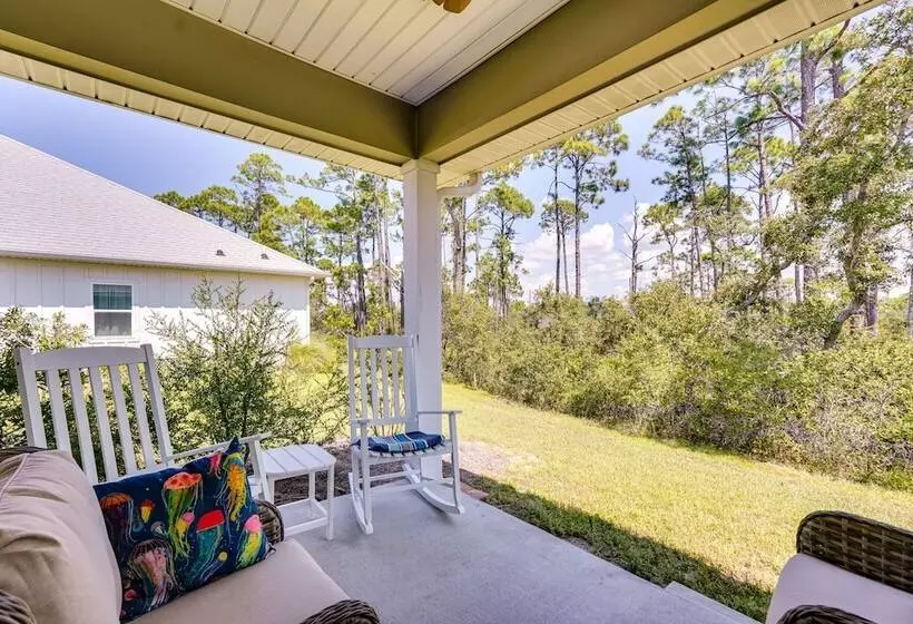 Port St Joe Home   Walk To Beach + Restaurants!
