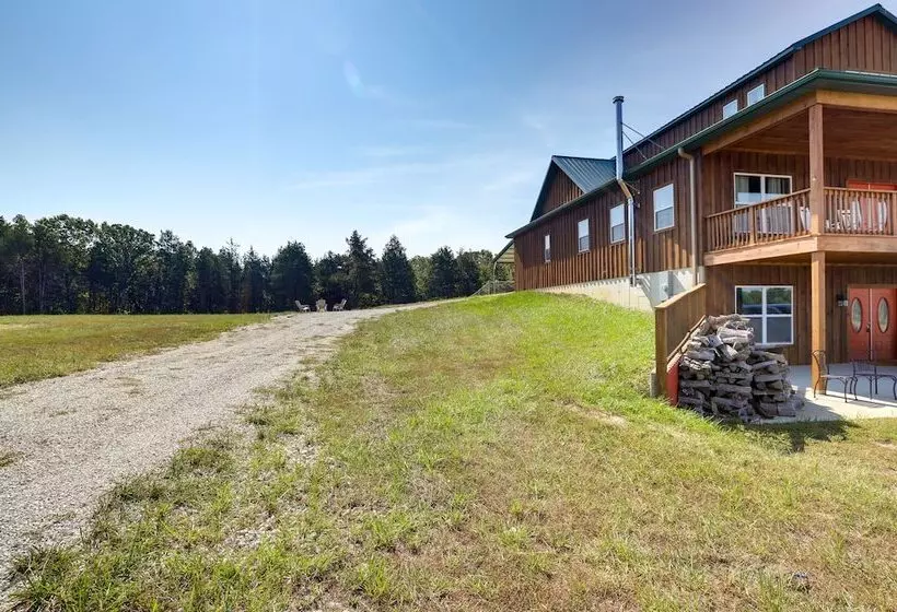 Spacious Franklin County Retreat On 80 Acres!