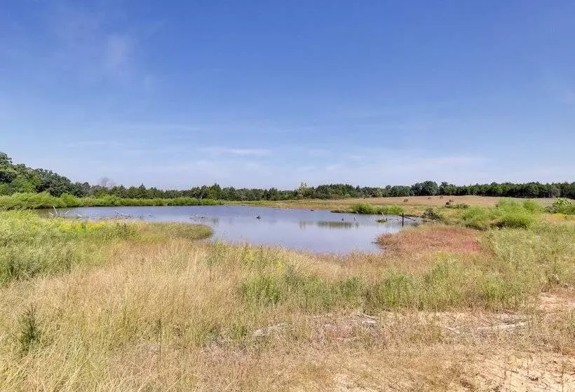 Spacious Franklin County Retreat On 80 Acres!