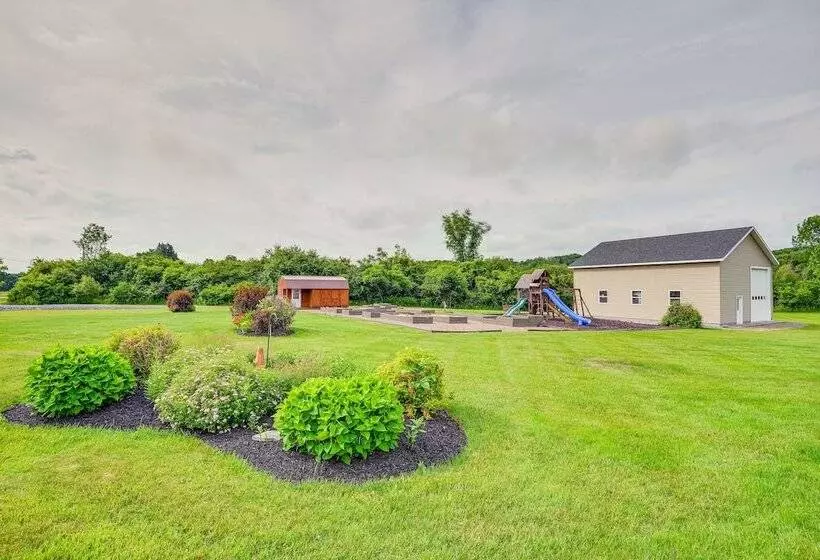 Spacious Lowville Retreat On 4 Private Acres!