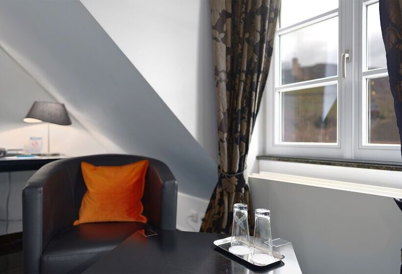 Trip Inn Kaiser Hotel & Restaurant Heidelberg Schriesheim