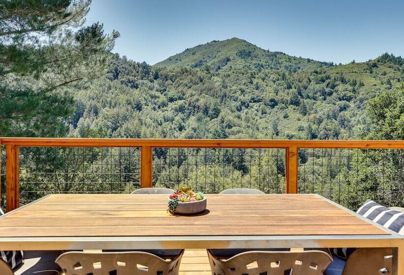 Unique Larkspur Cabin W/ Treetop Mountain Views!