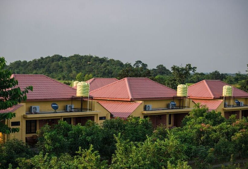 Wildcat Tadoba Resort