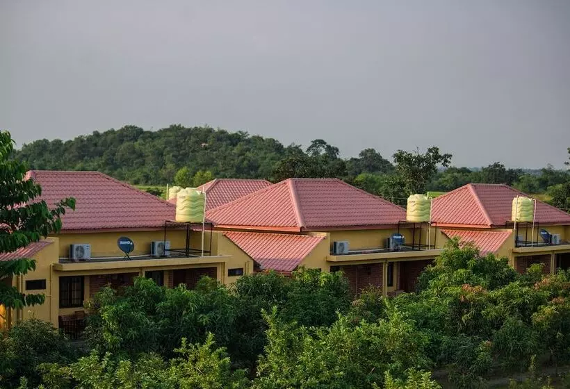 Wildcat Tadoba Resort