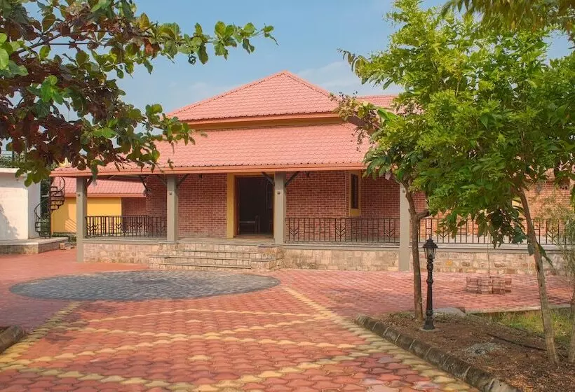 Wildcat Tadoba Resort