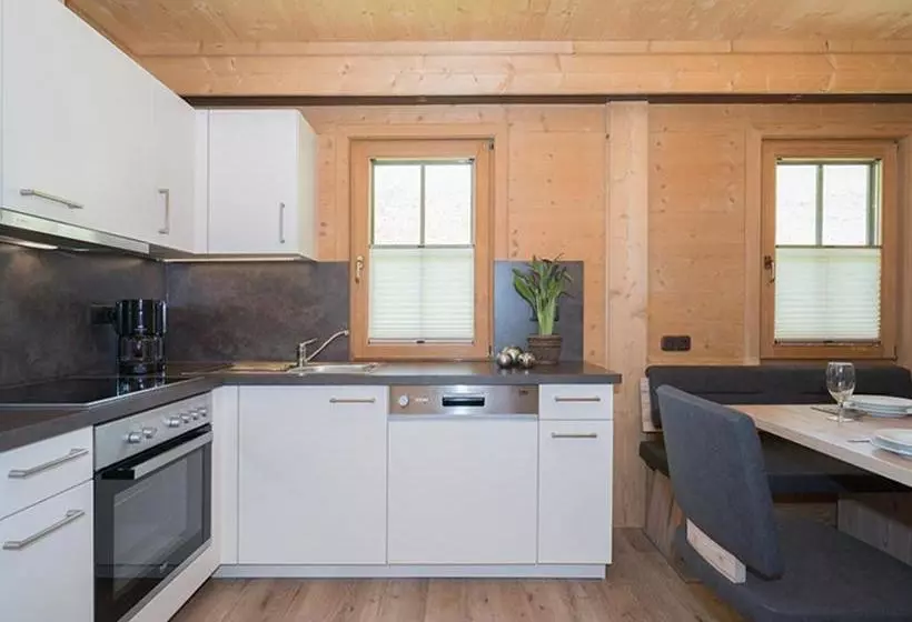 هتل Appartement Renate