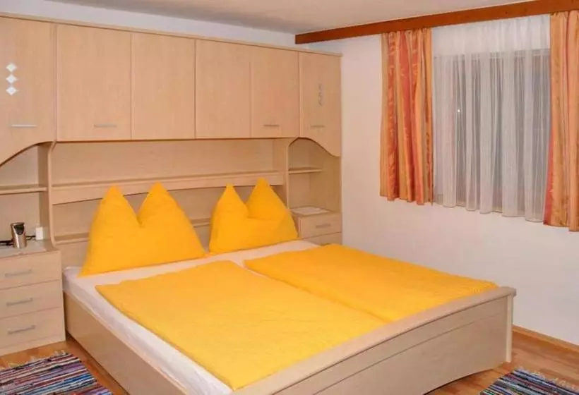 Hotelli Appartementhaus Fuchs Christian