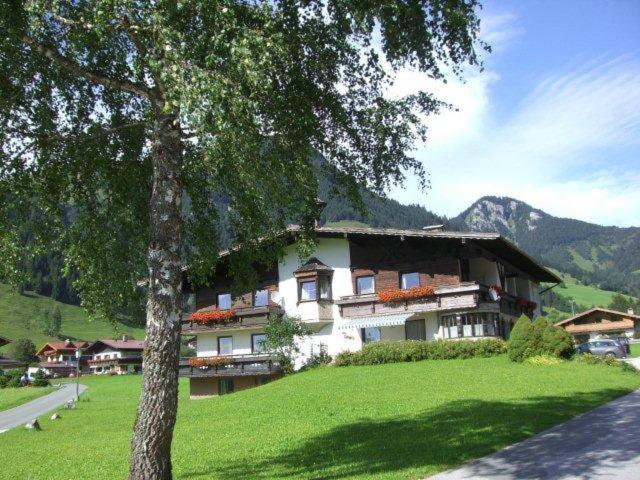 ホテル Appartementhaus Montana