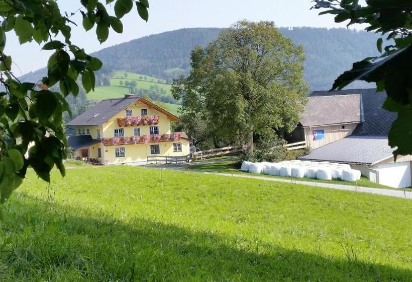 فندق Bauernhof Huberhof