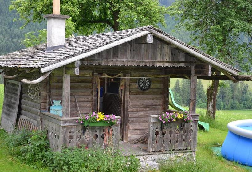 ホテル Bauernhof Schnoellhof