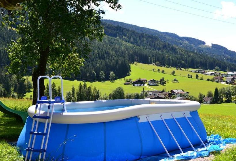 ホテル Bauernhof Schnoellhof