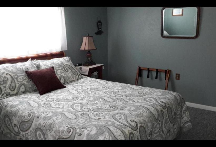 Отель Creek Side Bed And Breakfast