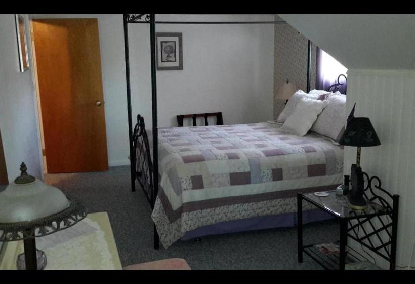 Отель Creek Side Bed And Breakfast