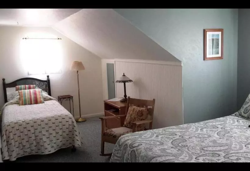 هتل Creek Side Bed And Breakfast