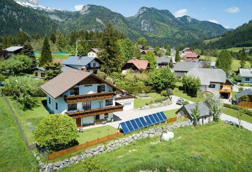 فندق Ferienwohnung Hierzegger