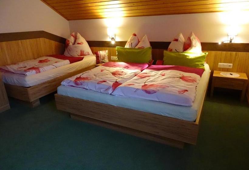 فندق Ferienwohnung Hierzegger