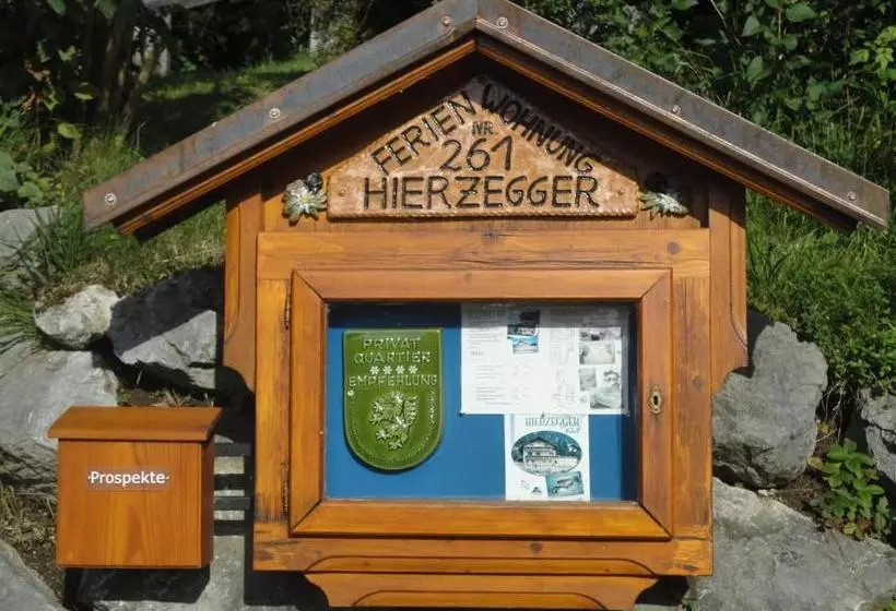 هتل Ferienwohnung Hierzegger