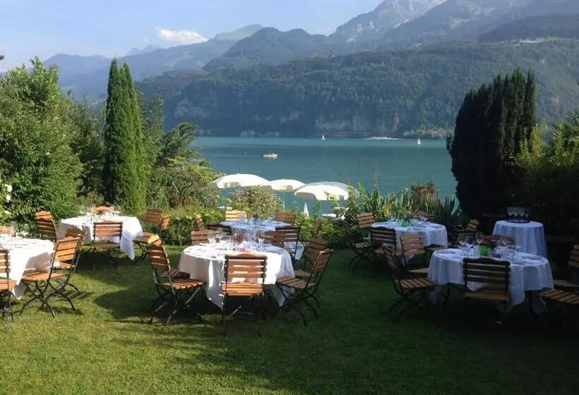 Hotel Flyhof