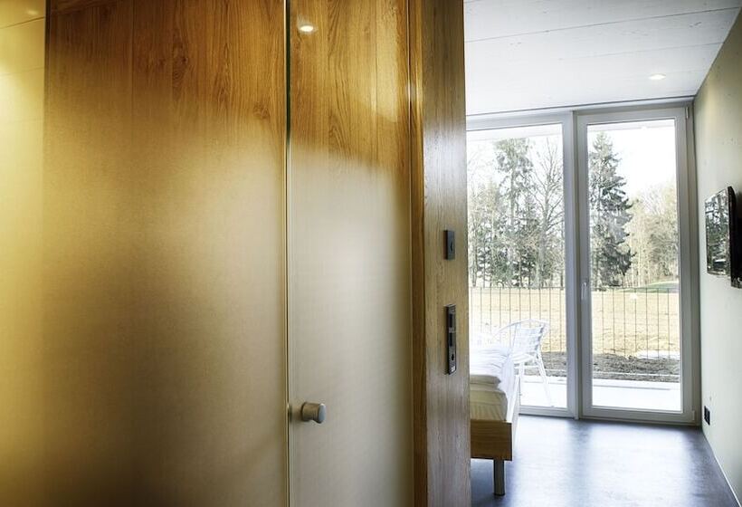 Отель Frauenfeld