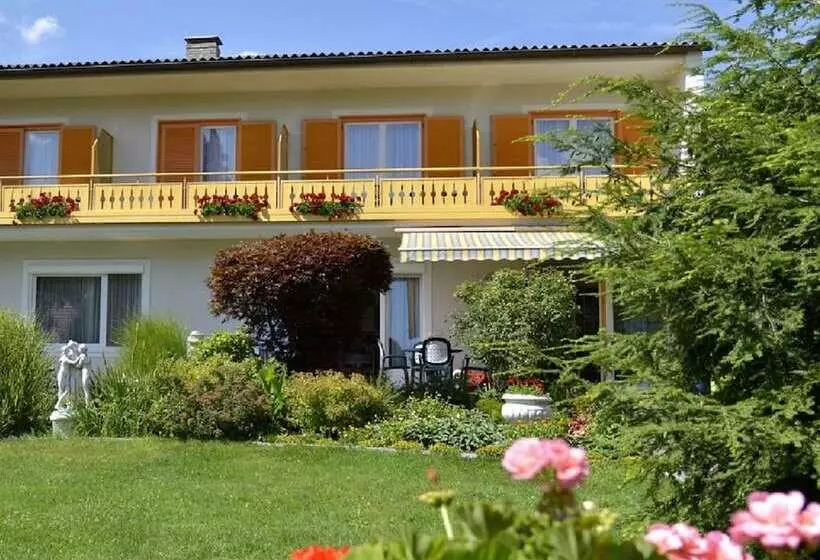 ホテル Frühstückspension Haus Golker