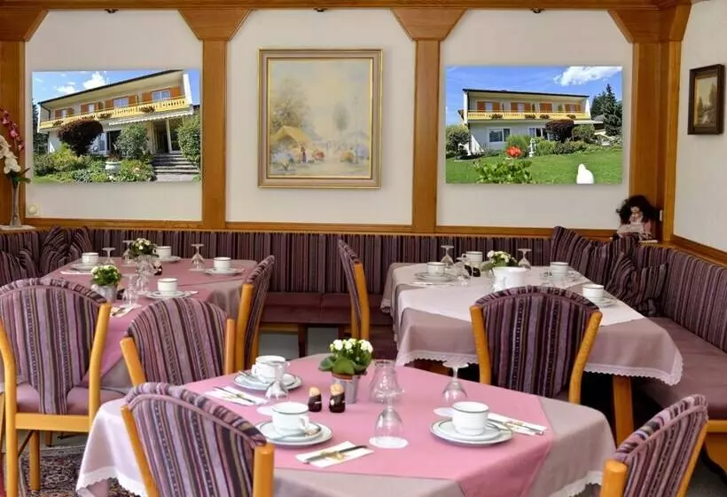ホテル Frühstückspension Haus Golker