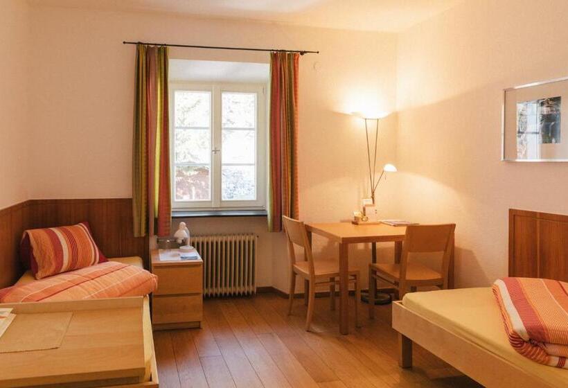 호텔 Gasthof Kronburg