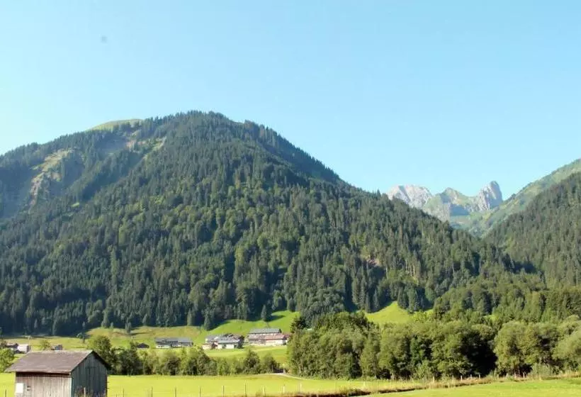 هتل Haus Diedams