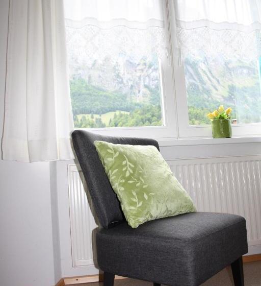 ホテル Haus Feuerstein