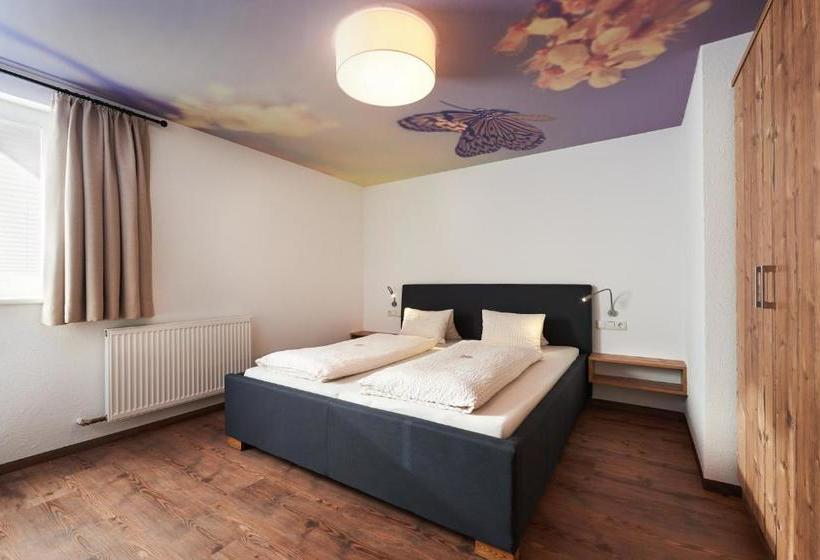 Отель Haus Kristall