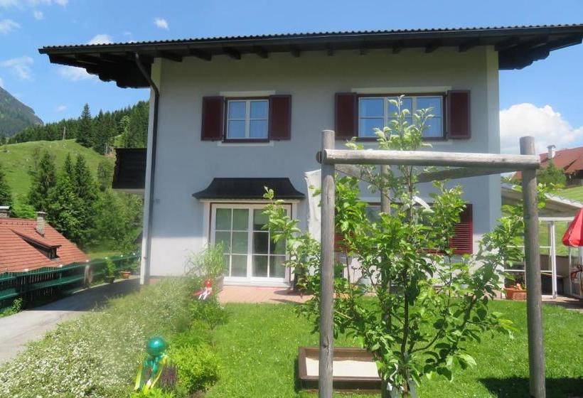 בית מלון כפרי Haus Ortner