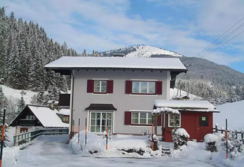 Hotelli Haus Ortner