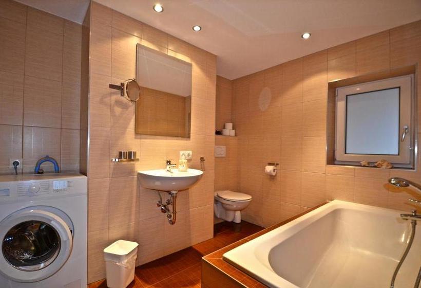 Отель Landhaus Waldhart