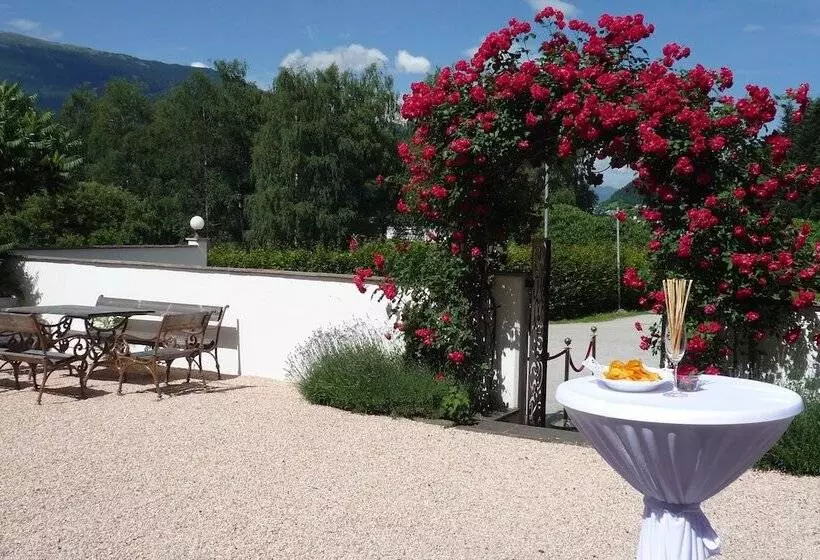 Hotelli Plankenhof B&b